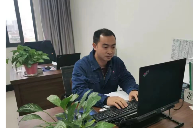 攜手奔赴“星辰大海”的營銷團隊——創新研究院研發銷售中心川渝銷售組