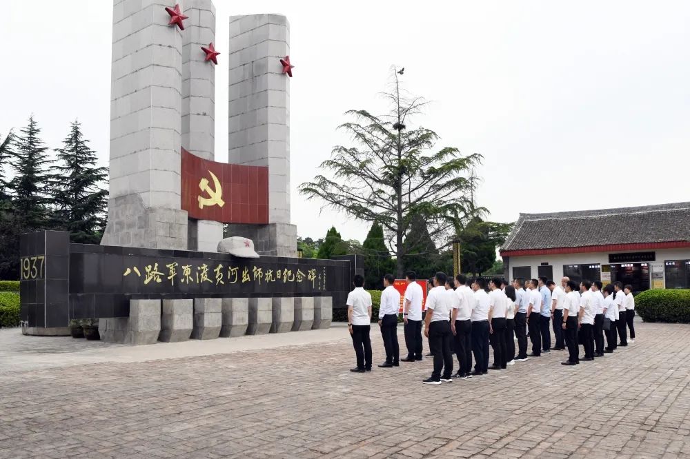 陜煤集團戰略規劃部到龍鋼公司開展主題教育工作專題調研